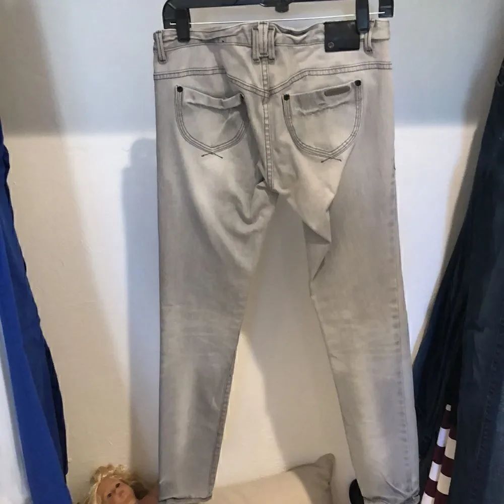 Armani Exchange distressed gray stretch denim sz 4 - Picture 4 of 4